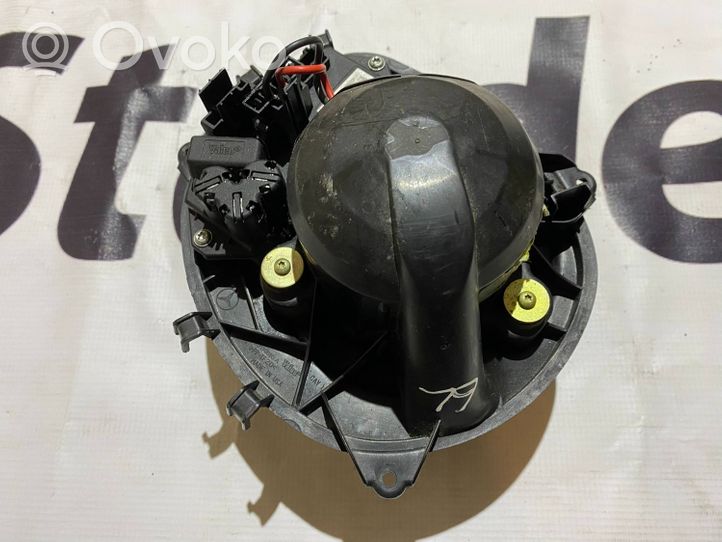 Mercedes-Benz ML W164 Heater fan/blower 929429