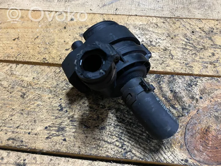 Mercedes-Benz ML W163 Pompe à eau de liquide de refroidissement 02775815