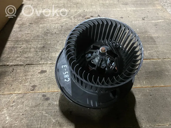 Mercedes-Benz A W169 Heater fan/blower a1698200642