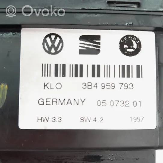 Volkswagen PASSAT Priekinis varikliukas langų pakėlėjo 3B4959793