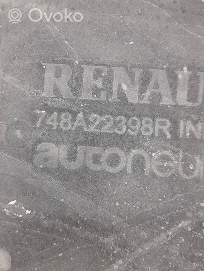 Renault Clio V Keskiosan alustan suoja välipohja 748A22398r