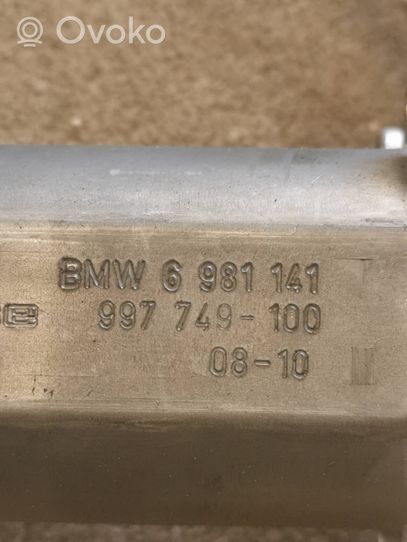 BMW 5 E60 E61 Elektryczny podnośnik szyby drzwi przednich 6981141