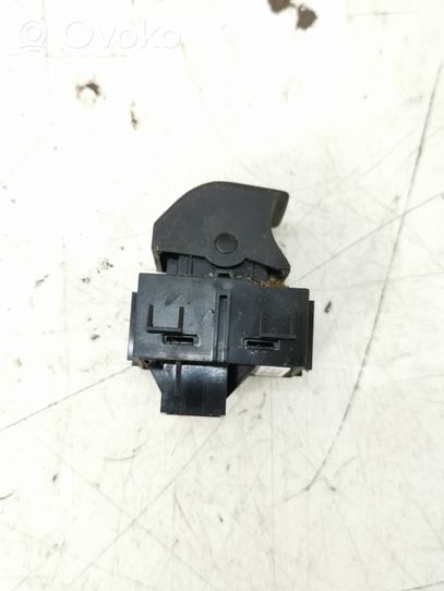 Opel Astra K Interrupteur, commande de frein de stationnement 9060790