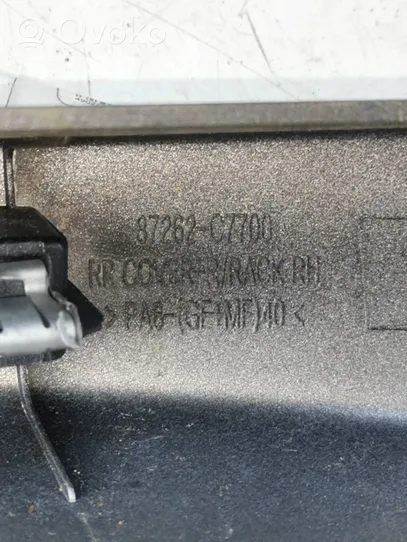 Hyundai i20 (BC3 BI3) Stogo strypų "ragų" dangtelis 87262C7700