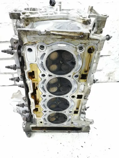 BMW 1 F20 F21 Testata motore 
