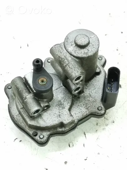 Volkswagen Golf Plus Attuatore/motore della valvola del collettore di aspirazione 03L129086