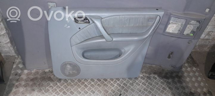 Mercedes-Benz ML W163 Etuoven verhoilu A163720364