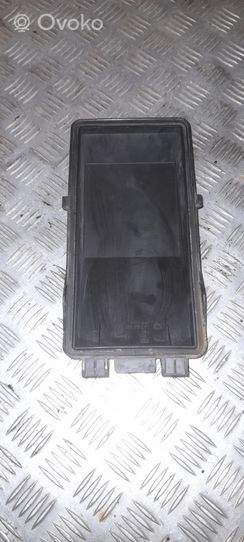 Audi A6 S6 C4 4A Fuse box cover 4A0941801