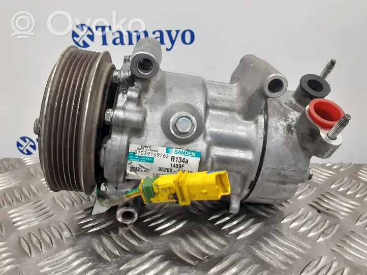 Suzuki SX4 Ilmastointilaitteen kompressorin pumppu (A/C) 9520069KA0
