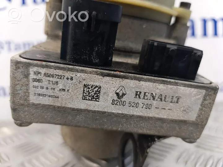 Renault Kangoo I Vairo stiprintuvo siurblys 8200520790