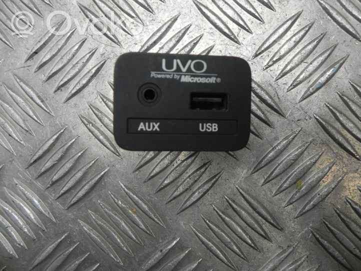 KIA Optima Connettore ISO universale per autoradio 961202T550