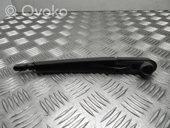 Renault Captur Rear wiper blade arm 37029817