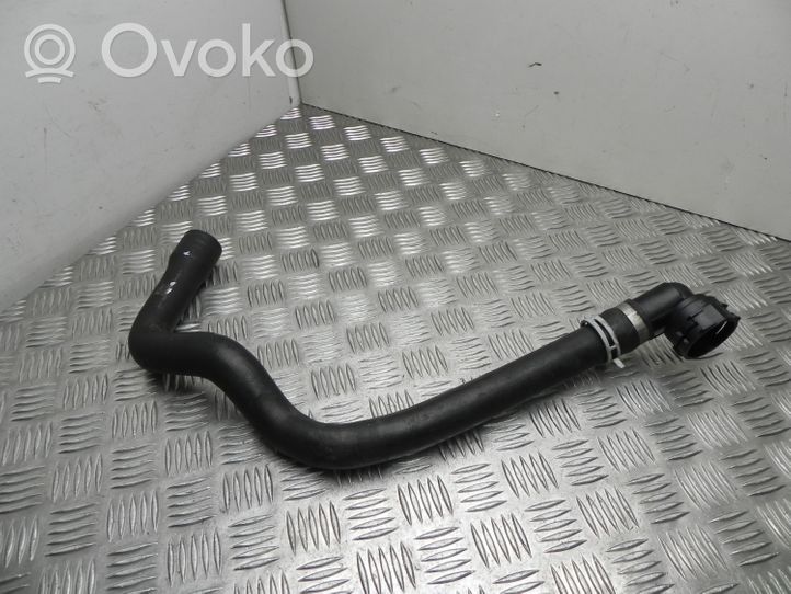 Ford Focus Moottorin vesijäähdytyksen putki/letku 9V618286CC