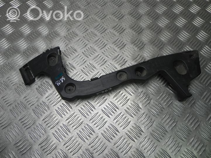 Ford Focus Staffa di rinforzo montaggio del paraurti anteriore BM51F17E850A