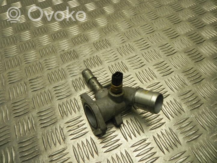 Hyundai ix20 Engine coolant pipe/hose 16