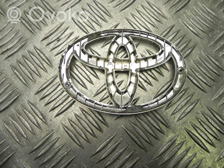 Toyota Yaris Manufacturer badge logo/emblem 754310D050