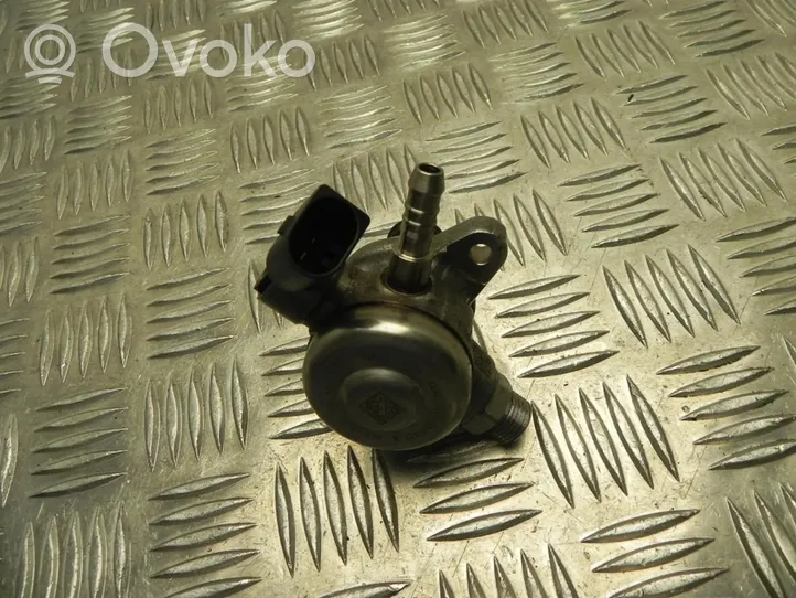 Skoda Fabia Mk3 (NJ) Pompe d'injection de carburant à haute pression 04E127027N