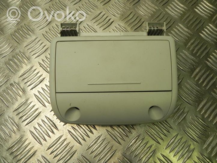 Skoda Fabia Mk3 (NJ) Set vano portaoggetti 6V0868565