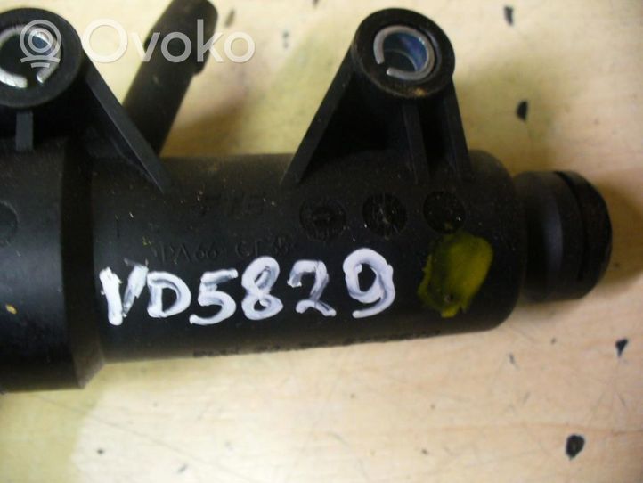 BMW 3 F30 F35 F31 Pompa della frizione 6773670