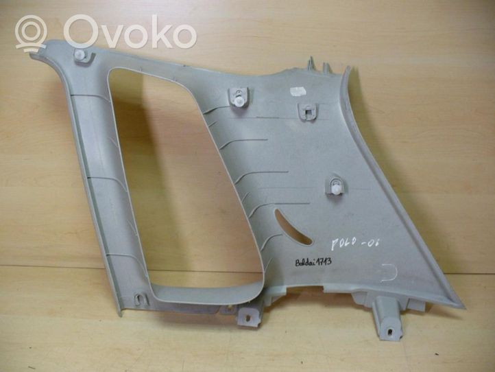 Volkswagen Polo IV 9N3 Rivestimento montante (C) 6Q4867287B