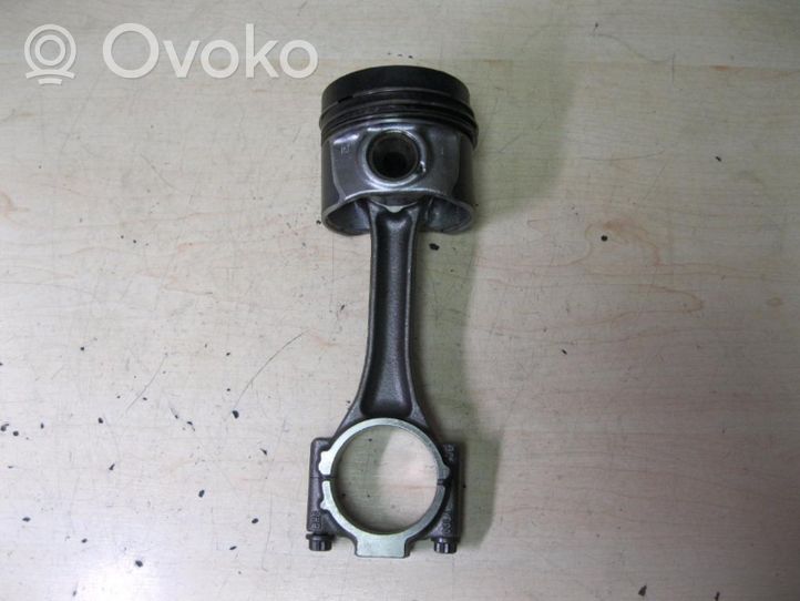 Volkswagen Polo V 6R Piston avec bielle 034290111