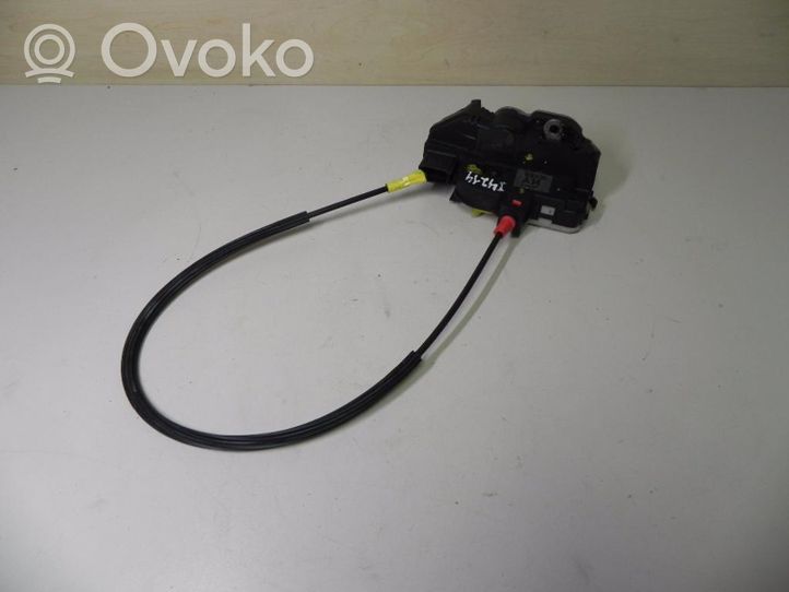 Opel Astra J Serratura portiera di carico 13579518