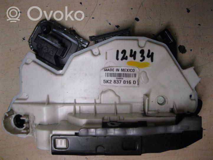 Volkswagen Golf VII Zamek drzwi tylnych samochodów dostawczych 5K2837016D