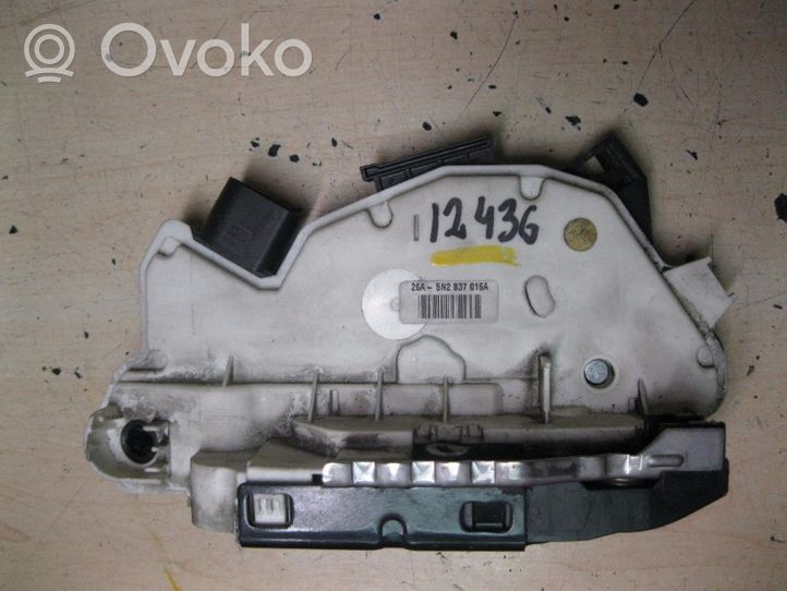 Volkswagen Tiguan Loading door lock 5N2837016A