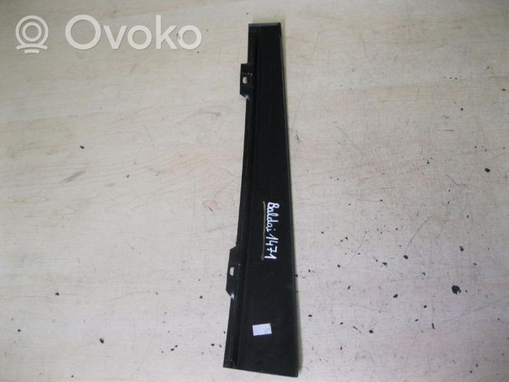 Volkswagen Polo IV 9N3 Rivestimento modanatura del vetro della portiera posteriore 6Q4839901F