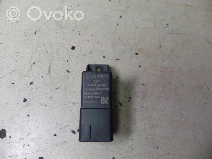 Ford Galaxy Przekaźnik / Modul układu ogrzewania wstępnego 9803299780