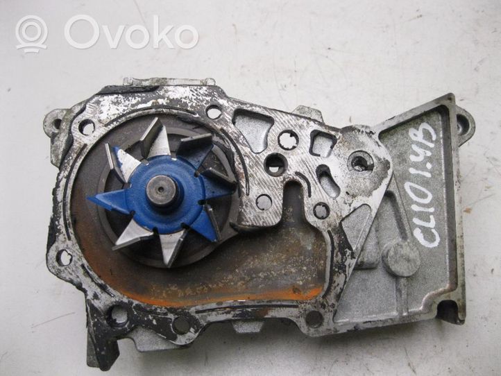 Renault Clio III Pompe de circulation d'eau VKPC86416