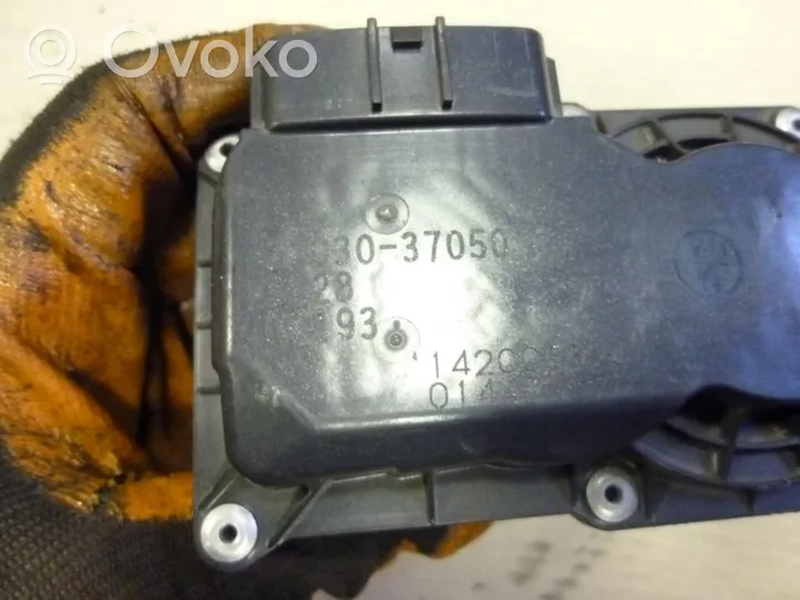 Toyota RAV 4 (XA40) Throttle body valve 2203037050