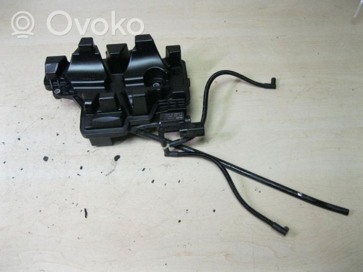 Audi A8 S8 D4 4H Odpowietrznik / Separator oleju 001079489J