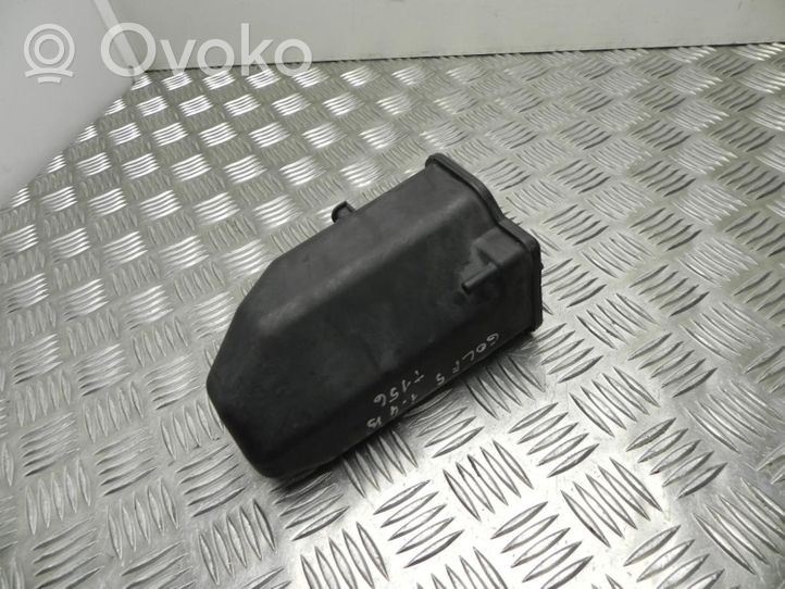 Volkswagen Jetta III Vacuum air tank 1K0201813