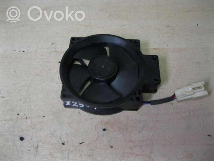 Lexus IS 220D-250-350 Convogliatore ventilatore raffreddamento del radiatore 0175700010