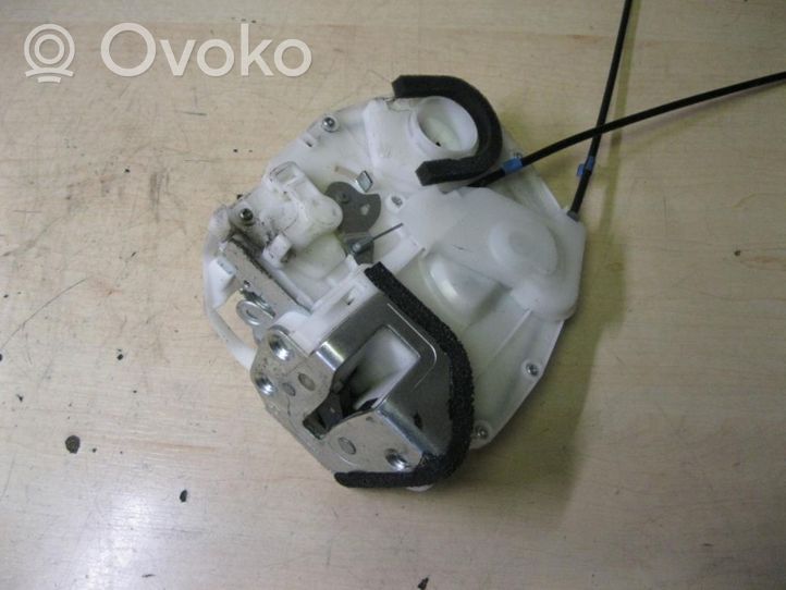 Opel Agila B Loading door lock 8230151K10V1