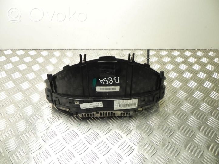 Mercedes-Benz C AMG W204 Tachimetro (quadro strumenti) A2044400311