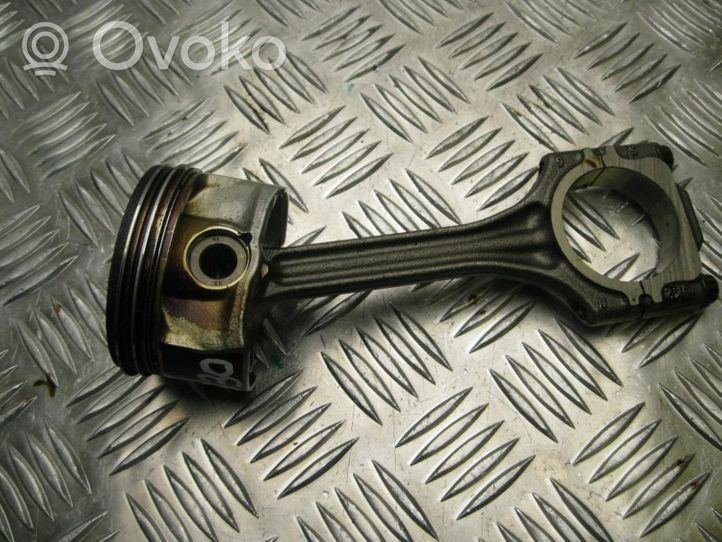 Skoda Yeti (5L) Piston with connecting rod 68211