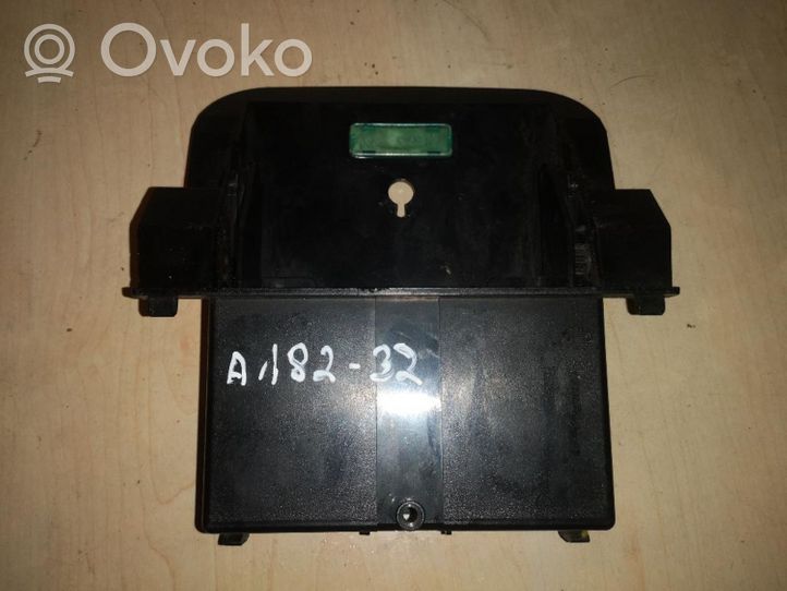 Volvo C70 Ashtray (front) 9158408