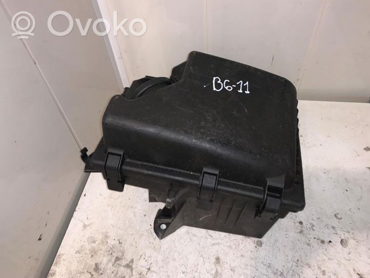 Volvo V70 Boîtier de filtre à air 8683291