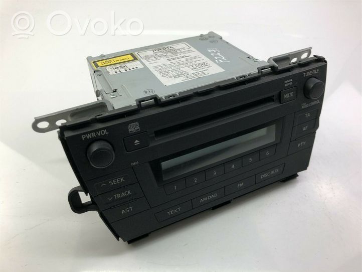 Toyota Prius (XW30) Unité principale radio / CD / DVD / GPS 8612047340