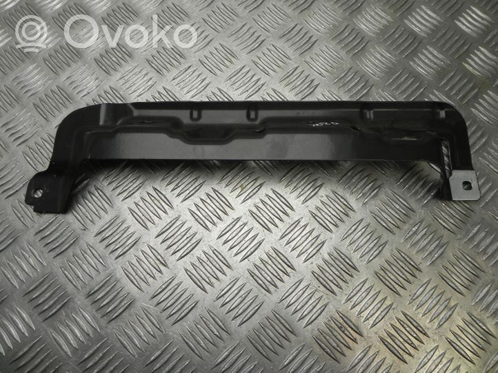 Audi A6 S6 C8 4K Supporto della valvola di raffreddamento EGR 4K1880918