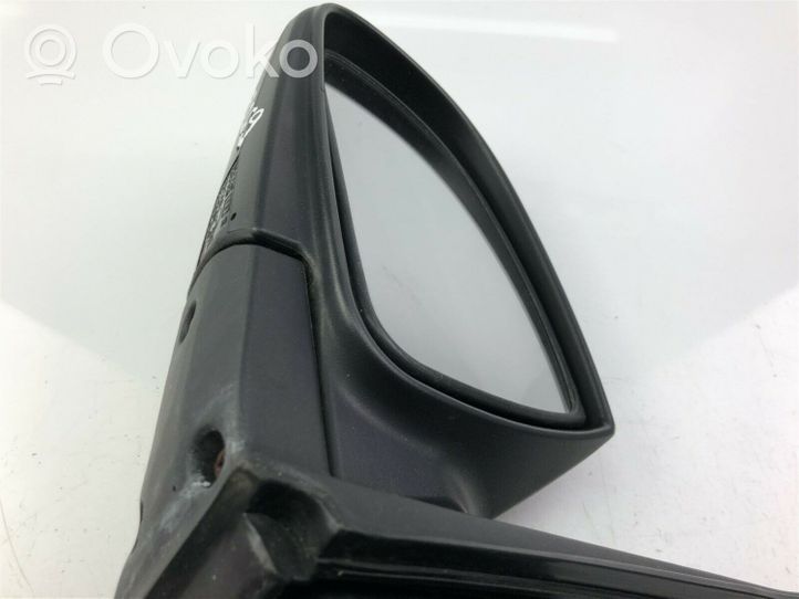 Hyundai Accent Side middle window/glass 8761025620