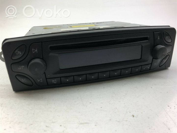 Mercedes-Benz C AMG W203 Radio/CD/DVD/GPS-pääyksikkö A2038203485