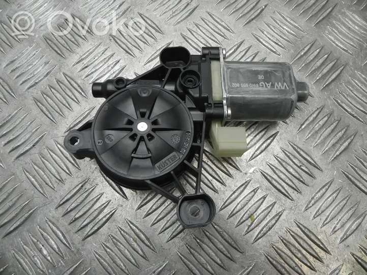 Audi A4 S4 B9 Motorino alzacristalli della portiera anteriore 8W0959802