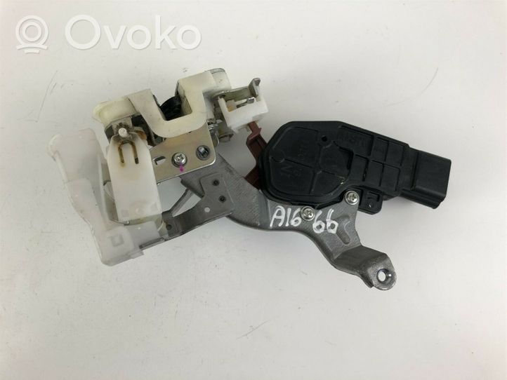 Peugeot 107 Loading door lock 9J0211