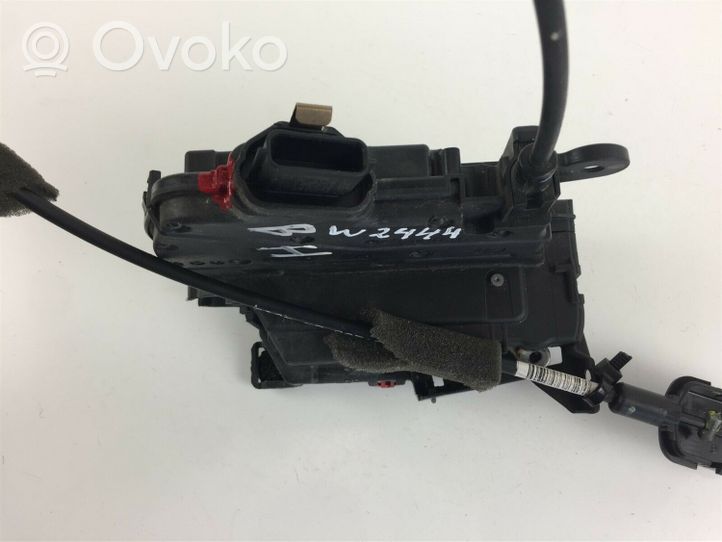 Renault Zoe Loading door lock 825029017R