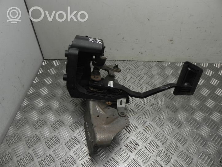 Dodge Grand Caravan Brake pedal 68053944AE