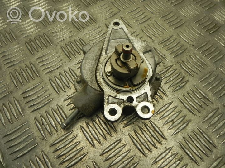 Toyota RAV 4 (XA40) Siurblys vakuumo 30602465