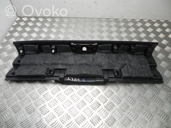 Audi Q5 SQ5 Osłona rygla zamka klapy tylnej 8V4863471F